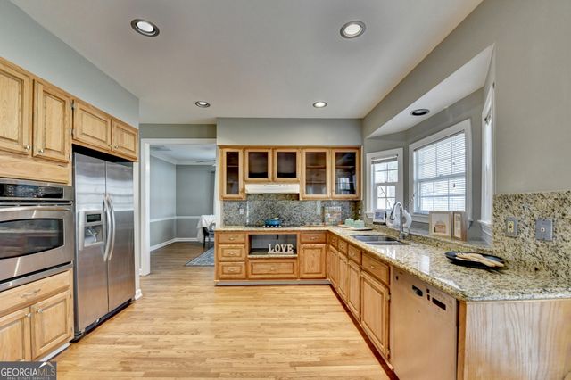 2500 Peregrine Trail, Suwanee, GA 30024