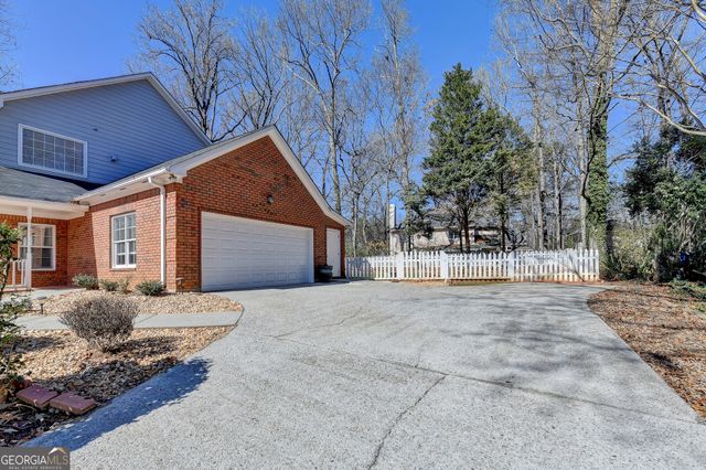 2500 Peregrine Trail, Suwanee, GA 30024