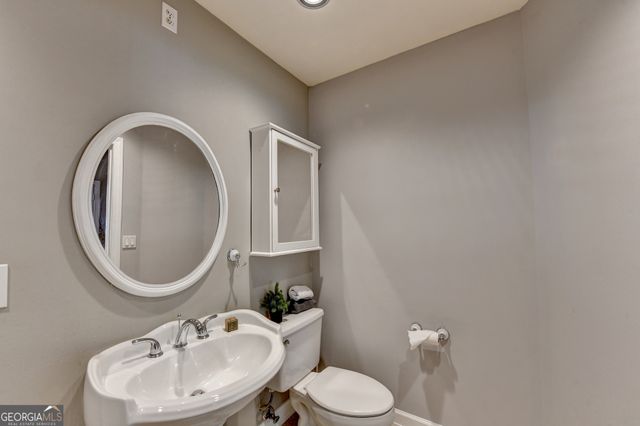 2500 Peregrine Trail, Suwanee, GA 30024