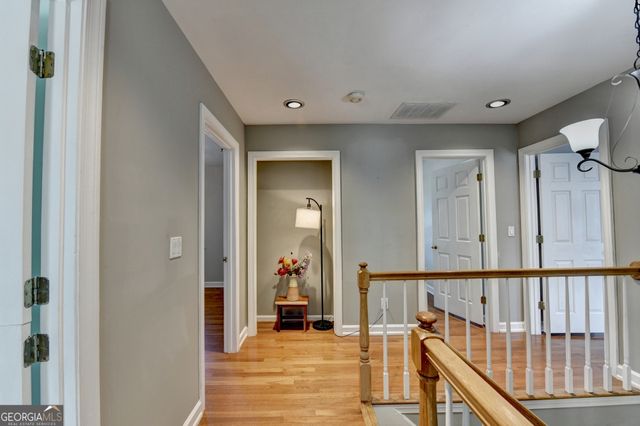 2500 Peregrine Trail, Suwanee, GA 30024