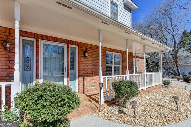 2500 Peregrine Trail, Suwanee, GA 30024