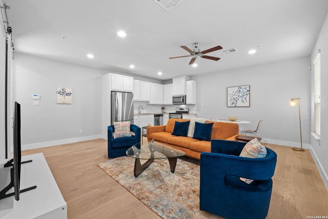 107 CLAREMONT AVE, San Antonio, TX 78209