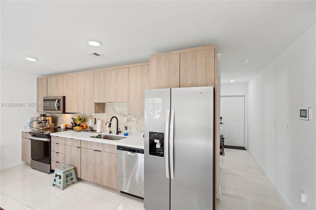 14595 SW 261st St 14595, Homestead, FL 33032