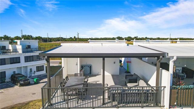 14595 SW 261st St 14595, Homestead, FL 33032