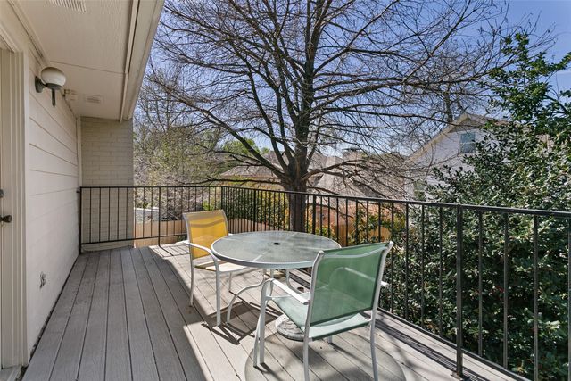 2412 Stanley Avenue, Fort Worth, TX 76110