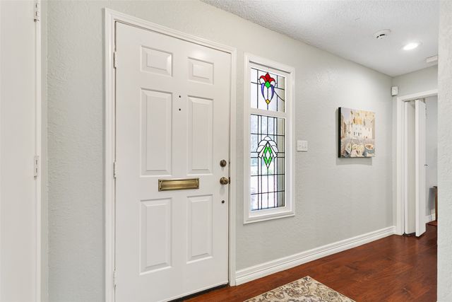 2412 Stanley Avenue, Fort Worth, TX 76110