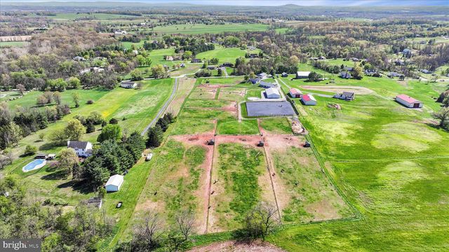 145 FRANKLINTOWN RD, Dillsburg, PA 17019