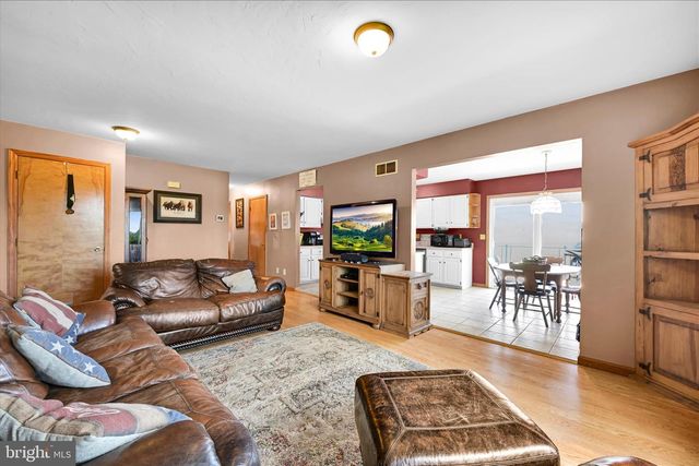145 FRANKLINTOWN RD, Dillsburg, PA 17019