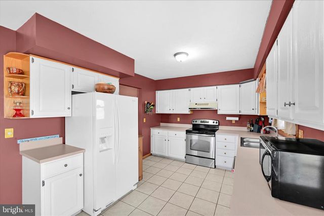 145 FRANKLINTOWN RD, Dillsburg, PA 17019