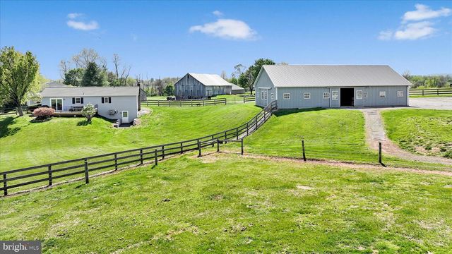 145 FRANKLINTOWN RD, Dillsburg, PA 17019