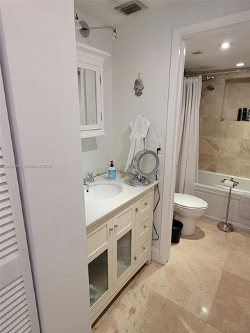 2625 Collins Ave 1601, Miami Beach, FL 33140