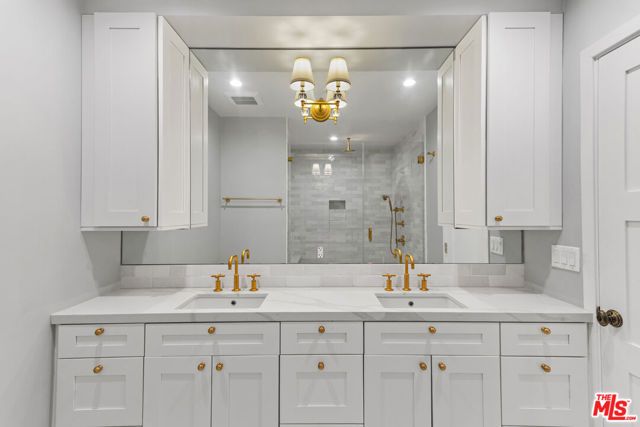 7250 Franklin Avenue 616, Los Angeles, CA 90046