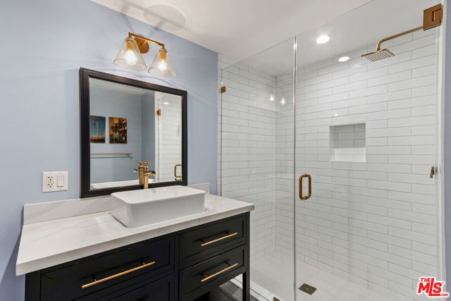 7250 Franklin Avenue 616, Los Angeles, CA 90046