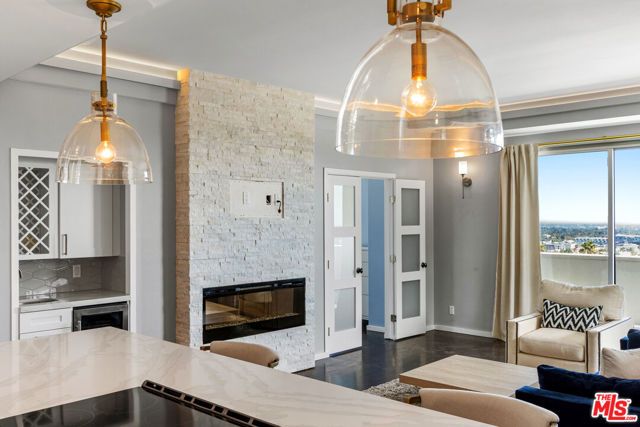 7250 Franklin Avenue 616, Los Angeles, CA 90046