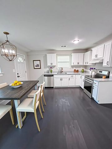 866 N Victory Drive, Houston, TX 77088