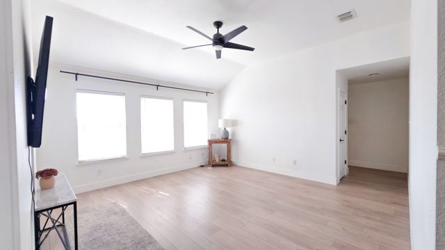 421 Mystic River Trail, Fort Worth, TX 76131