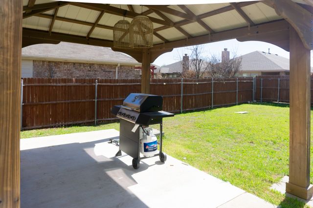 421 Mystic River Trail, Fort Worth, TX 76131