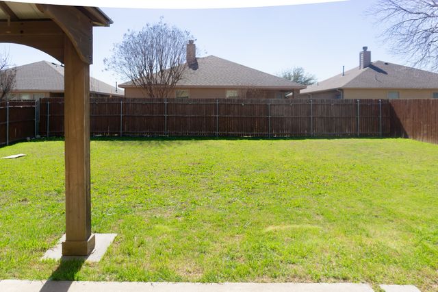 421 Mystic River Trail, Fort Worth, TX 76131
