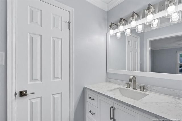 1301 E 10th Street, Lumberton, NC 28358