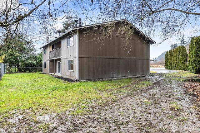 15912 Elm Street E, Sumner, WA 98390