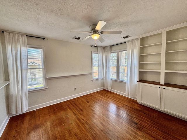 211 S SUMMERLIN AVENUE, Sanford, FL 32771