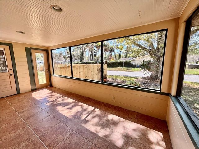 211 S SUMMERLIN AVENUE, Sanford, FL 32771