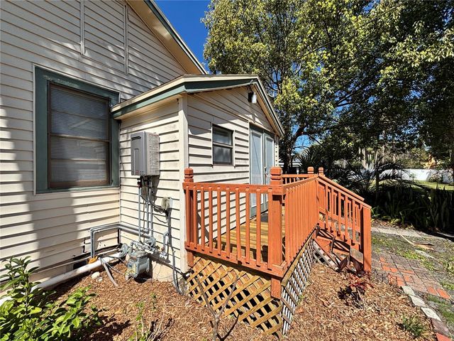 211 S SUMMERLIN AVENUE, Sanford, FL 32771