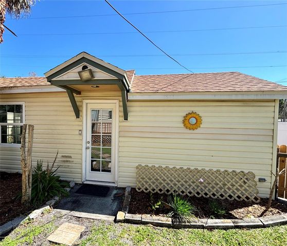 211 S SUMMERLIN AVENUE, Sanford, FL 32771