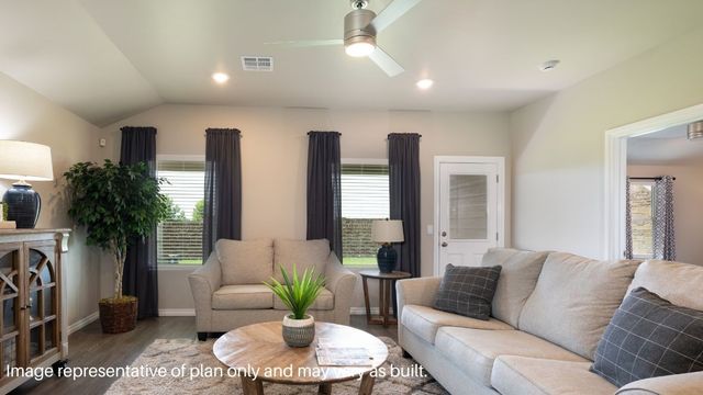468 Indiana Court, Newcastle, OK 73065
