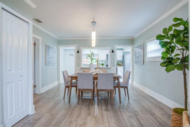 905 PLAZA STREET, Clearwater, FL 33755