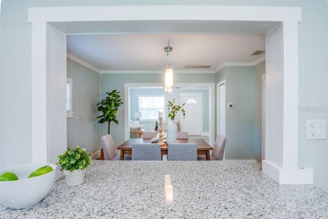 905 PLAZA STREET, Clearwater, FL 33755