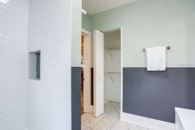 905 PLAZA STREET, Clearwater, FL 33755