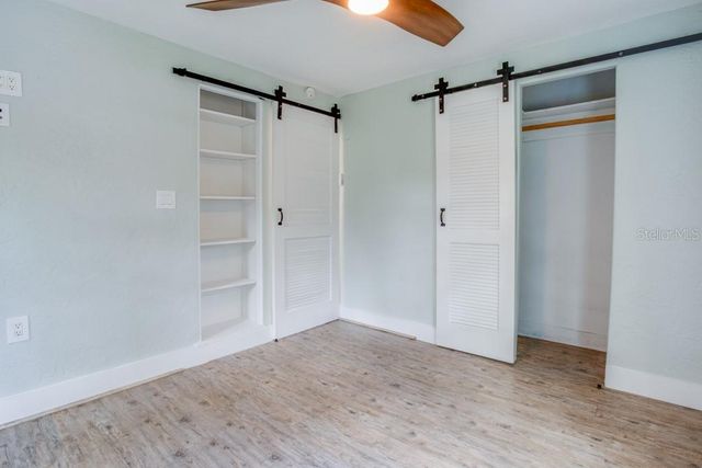 905 PLAZA STREET, Clearwater, FL 33755