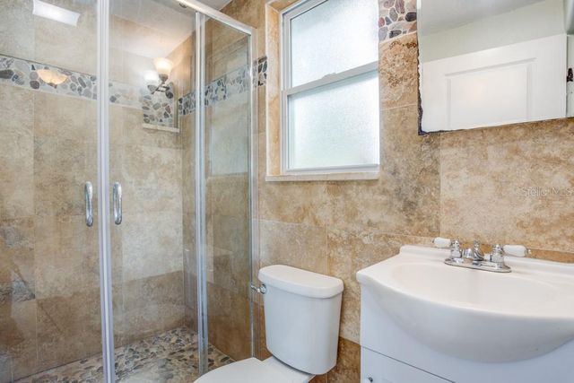 905 PLAZA STREET, Clearwater, FL 33755