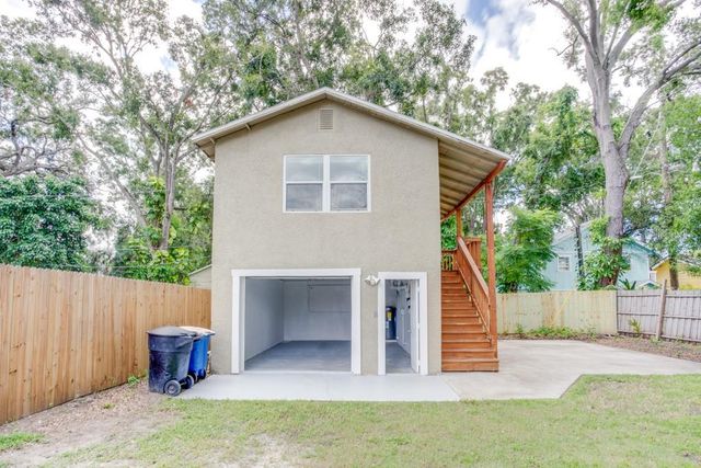 905 PLAZA STREET, Clearwater, FL 33755