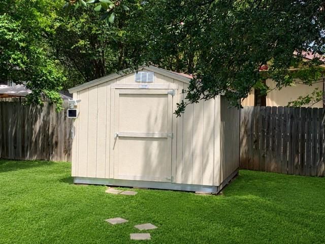 609 Thrush DR, Leander, TX 78641