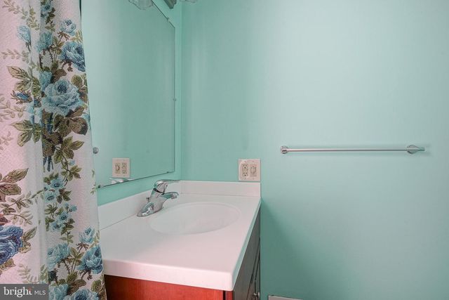 99 LINDEN AVE, Pitman, NJ 08071