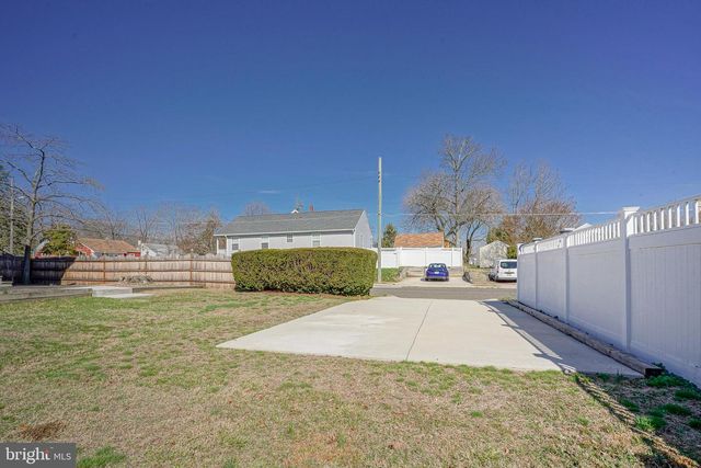 99 LINDEN AVE, Pitman, NJ 08071