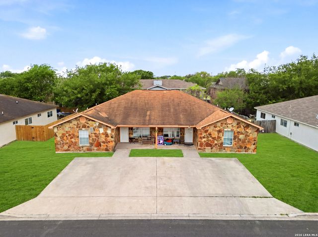 7557 Oak Chase, San Antonio, TX 78239