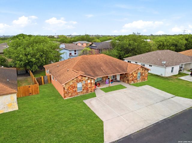 7557 Oak Chase, San Antonio, TX 78239