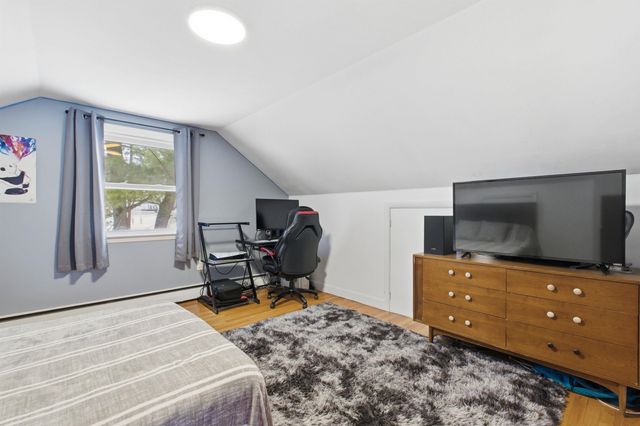 1 Lorraine Street, Hudson, NH 03051