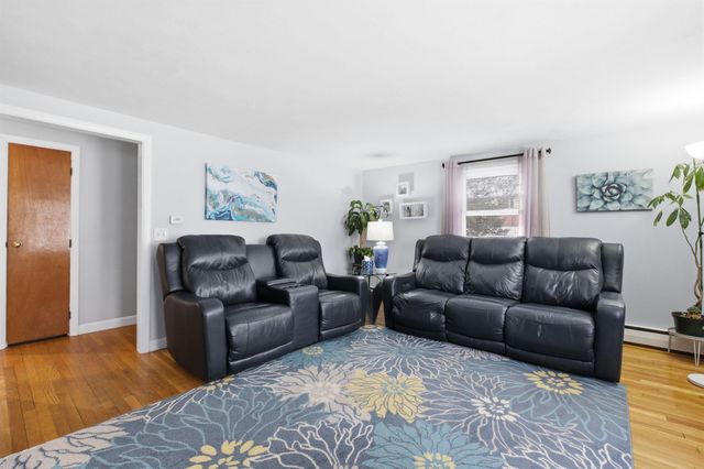 1 Lorraine Street, Hudson, NH 03051