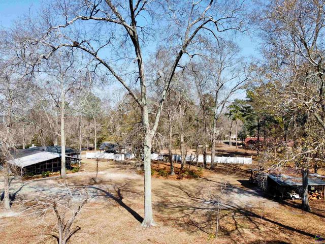 107 Pine Hill Circle, Byron, GA 31008