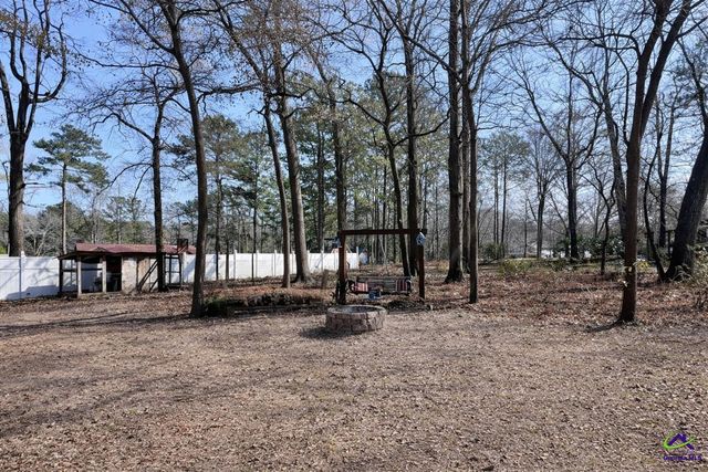 107 Pine Hill Circle, Byron, GA 31008