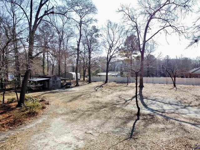 107 Pine Hill Circle, Byron, GA 31008