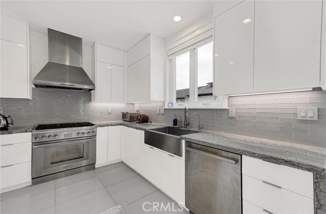 2708 San Marcos Drive, Pasadena, CA 91107