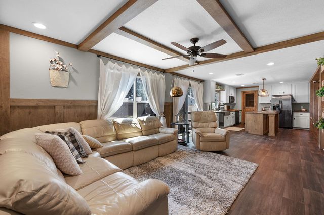 345 County Road 136C, Kingsland, TX 78639