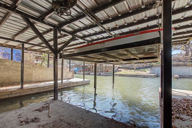 345 County Road 136C, Kingsland, TX 78639
