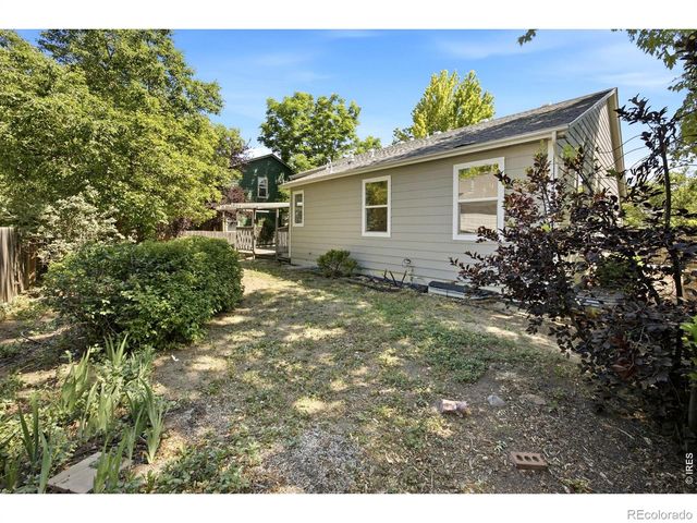 726 Nelson Park Drive, Longmont, CO 80503