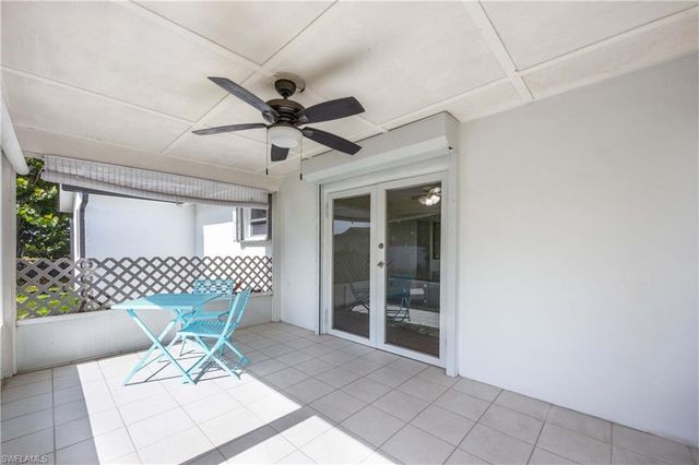 4656 Capri DR, Naples, FL 34103